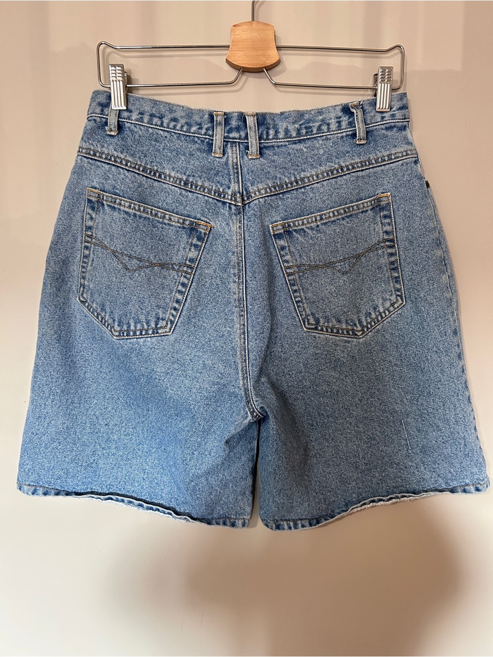 Vintage Denim Shorts Sz S/M - Picture 2 of 10